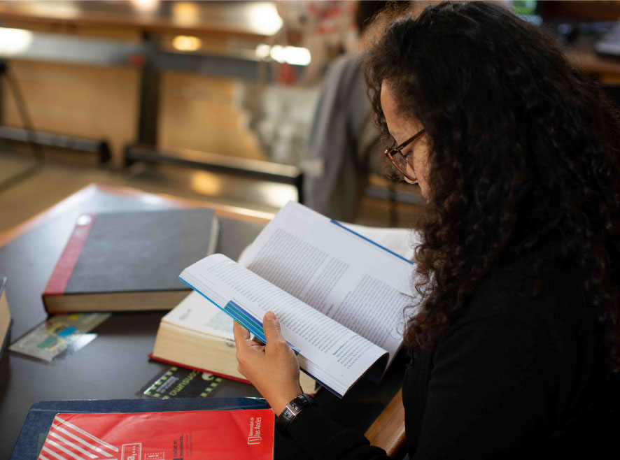 Doctorado en Literatura Uniandes