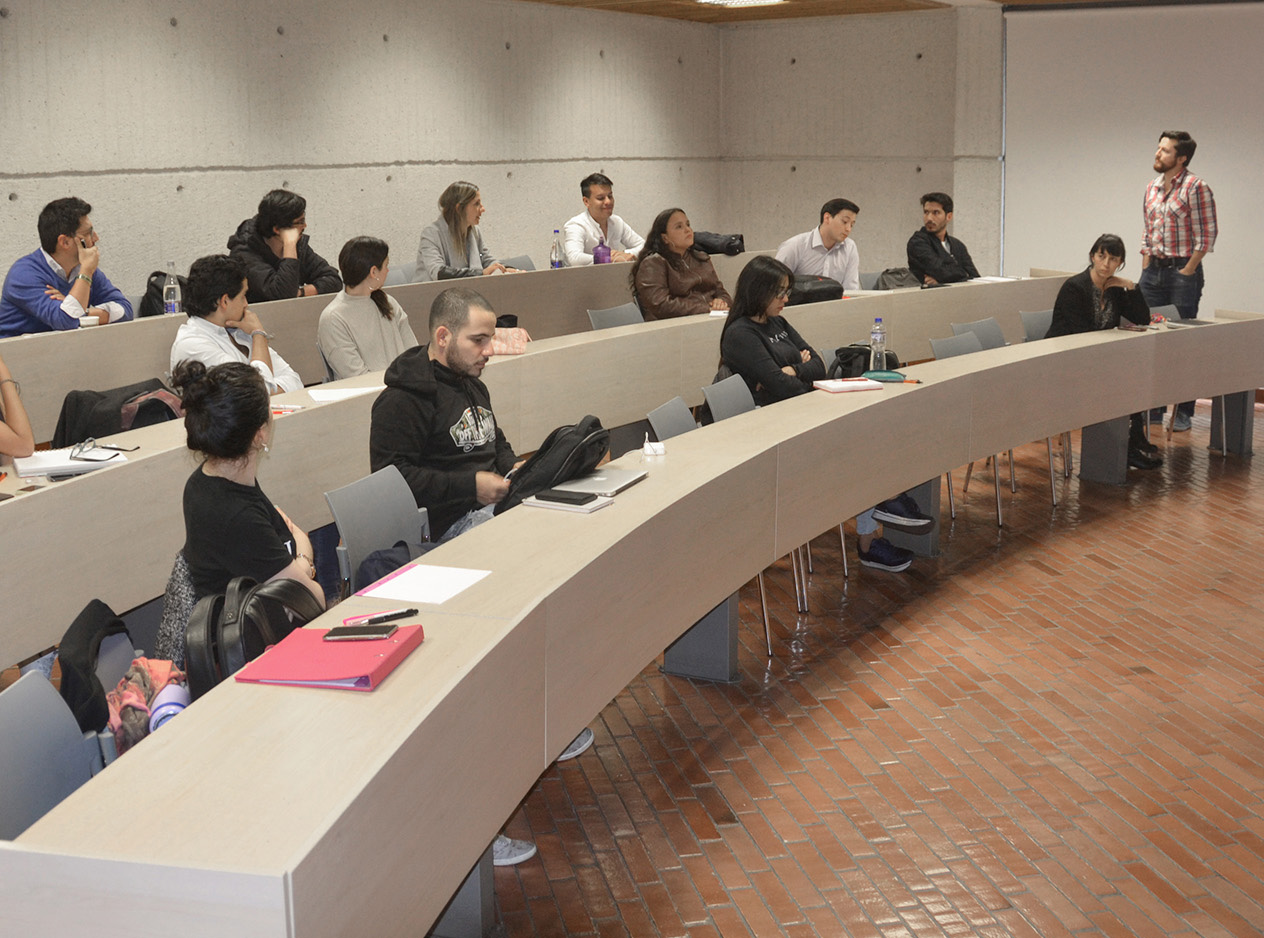 Especialización en Economía Uniandes